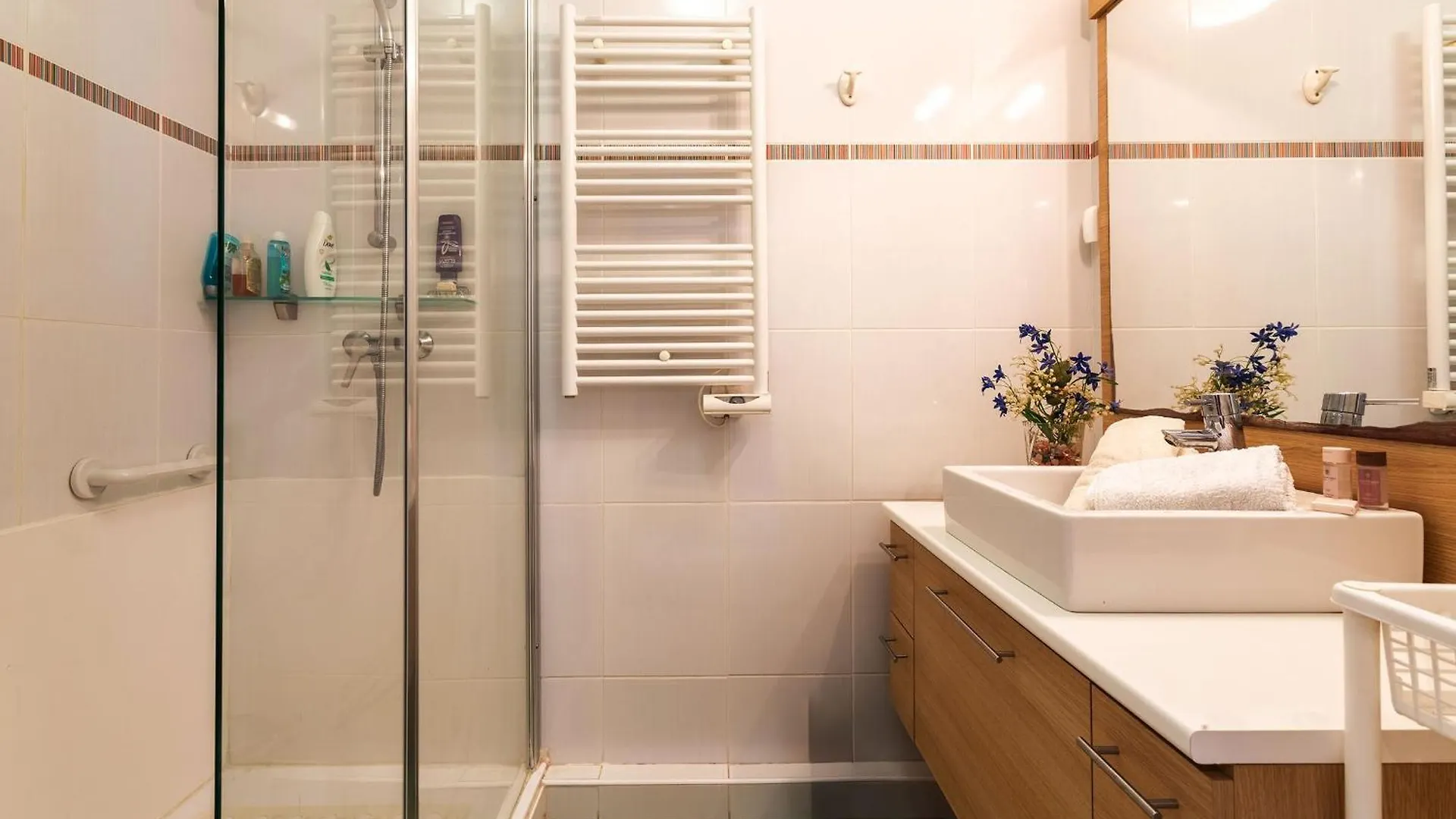 Jardin Wilson Ap4455 By Riviera Holiday Homes Nizza