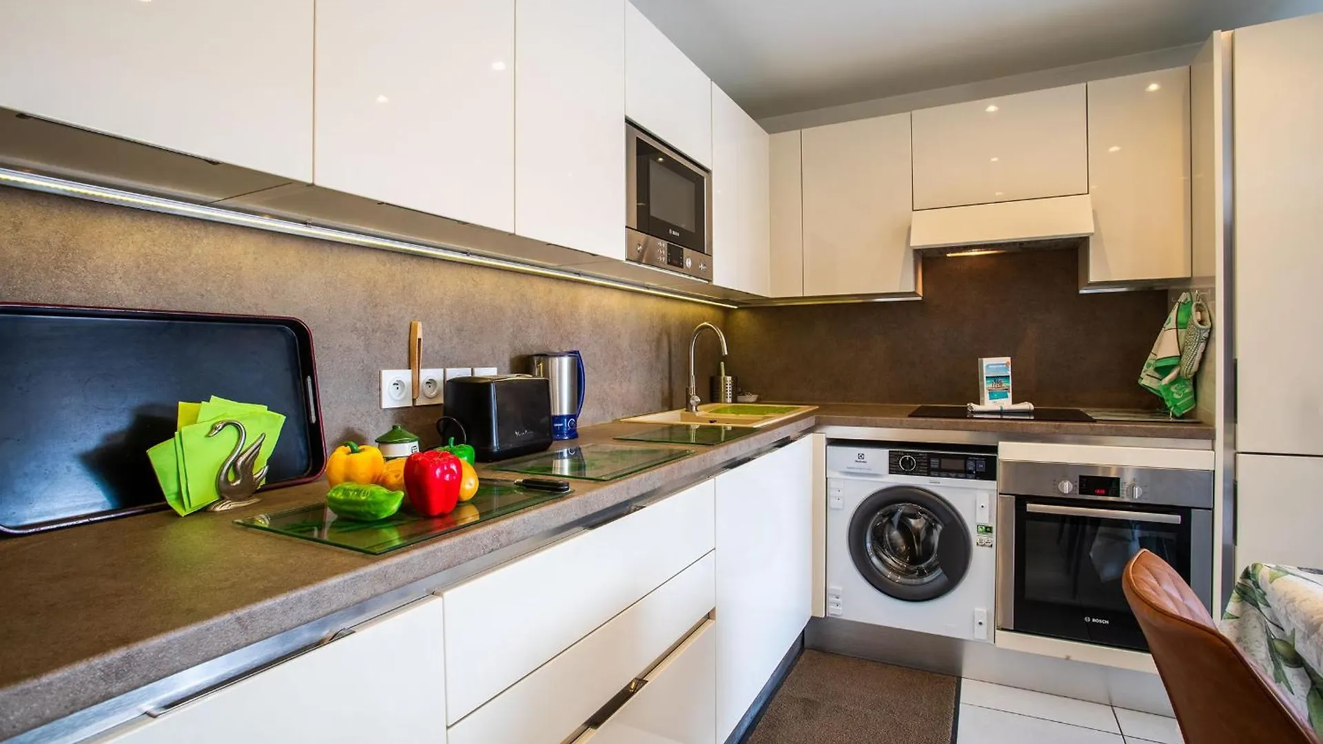 Apartment Jardin Wilson Ap4455 By Riviera Holiday Homes Nice